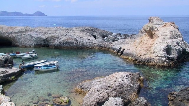 /img/tours-taylor-made/Ponza Island, Cala Fonte.jpg